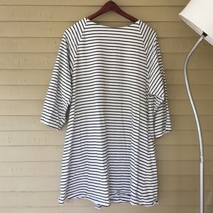 🌻(Umgee) back cutout dress